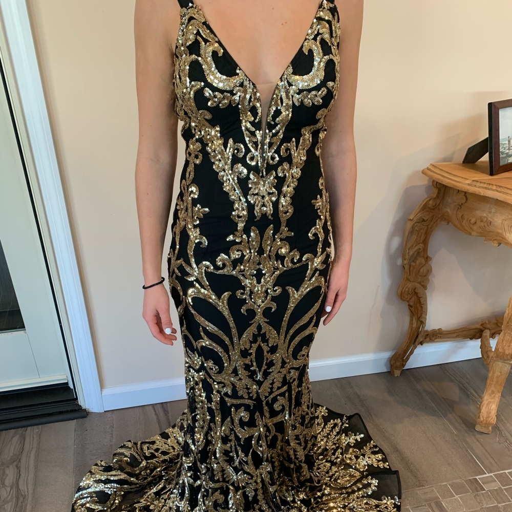 Jovani size 0 gold and black prom/gown women dress